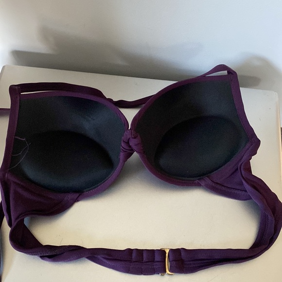 Brand new plum bikini padded top-smoke free home - Picture 3 of 3
